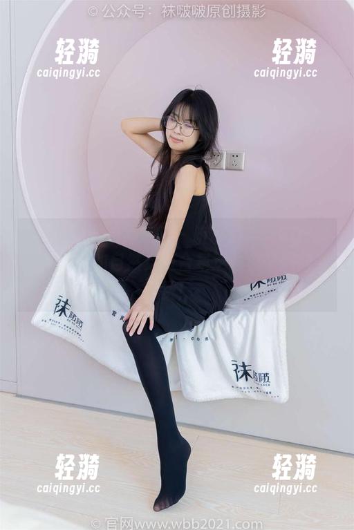 BoBoSocks袜啵啵-周周 BoBoSocks袜啵啵 - 听说白棉袜60天不洗,周周的自然穿脏合集送给你,限时免费!
