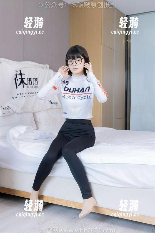 BoBoSocks袜啵啵-朵朵 BoBoSocks袜啵啵 - 躲不掉的肉丝诱惑:朵朵的作品让我心里小鹿乱撞!