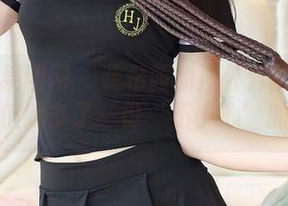 GIRLT果团网 – 裴希西的户外套图：阳光明媚，但我多了一份‘不小心’的逗趣！