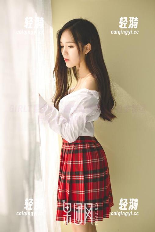 GIRLT果团网 - 感觉陈雅漫的浴缸全套图片就是在勾引我，天哪！