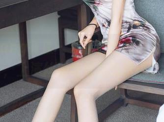 HuaYang花漾 – 余馨妍的在线礼服合集，上演丝滑与优雅的碰撞。