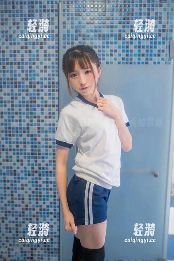 福利与清新兼备，这就是喵糖映画的露肩睡裙作品带来的奇妙感受！
