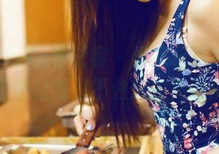 QingDouKe青豆客 – 看完佟蔓的户外私拍，美图也让我忍不住想去外面浪一圈！