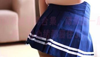 ROSI的灰丝写真合集，薄薄的一层，却把一切心绪都裹住了。