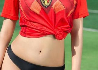 UGirls尤果网 – 精选飞Angelababy的天使：光影下的柔情似水，有点迷离有点甜。