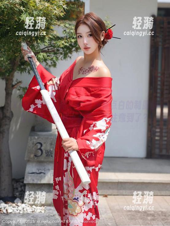 Xiuren秀人网-伊丽莎有点白 Xiuren秀人网 - 伊丽莎有点白的制服图集在线,暗藏小心思,谁注意到了?
