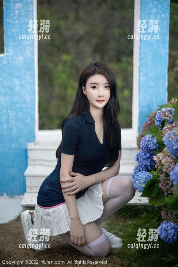 Xiuren秀人网-伊小七MoMo Xiuren秀人网 - 走进伊小七MoMo的秘密天地,原图更新中,感觉有点不一样...
