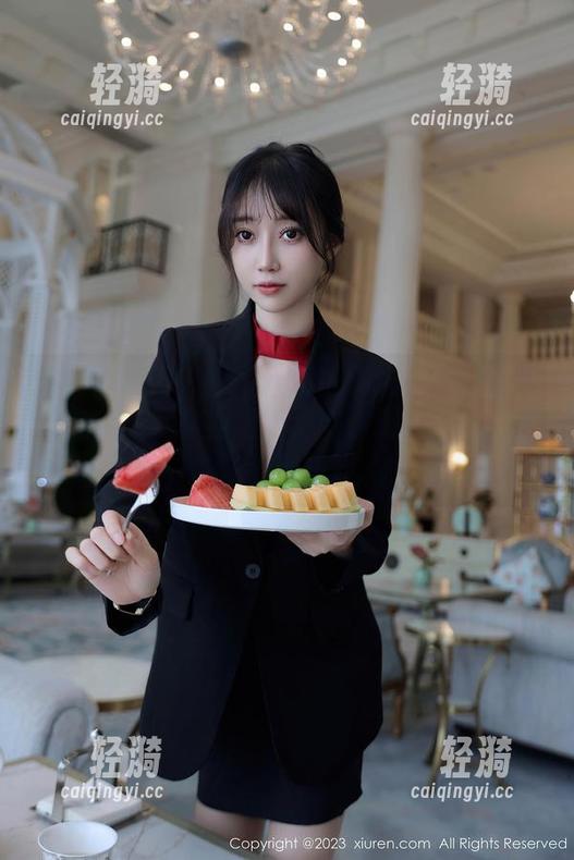 Xiuren秀人网-养乐多DoDo Xiuren秀人网 - 养乐多DoDo短裤:纯粹的美好,免费图集,带你感受清新午后的那一缕阳光。