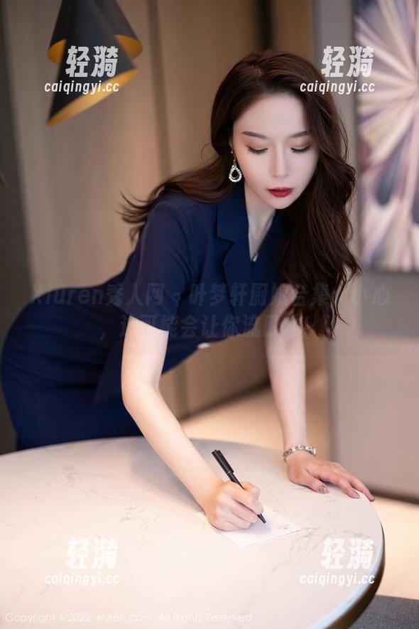 Xiuren秀人网-叶梦轩 Xiuren秀人网 - 叶梦轩厨娘合集:小心,这可能会让你流口水!