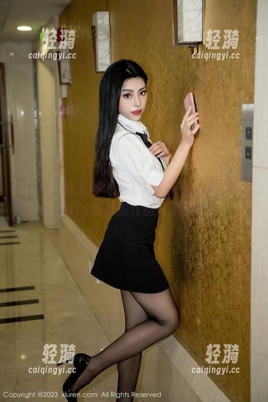 Xiuren秀人网-徐莉芝Botty Xiuren秀人网 - 浴缸里的艺术:徐莉芝Botty的私拍作品打破常规