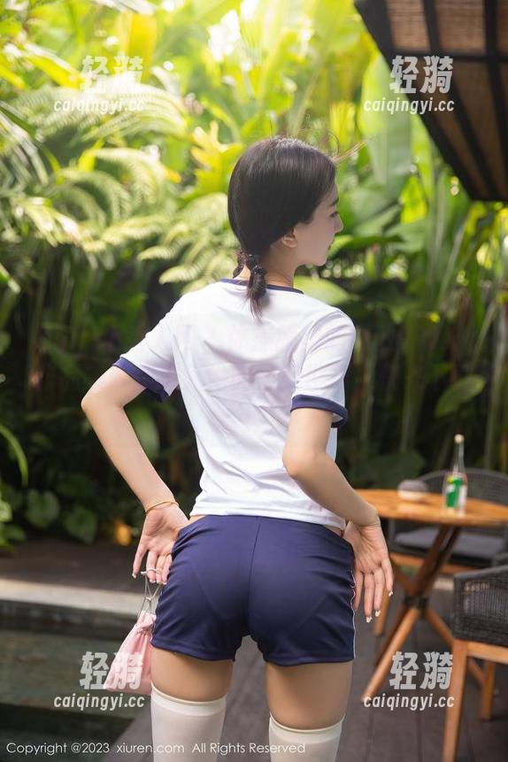 Xiuren秀人网-慧敏Vivi Xiuren秀人网 - 体操服里的慧敏Vivi:作品集带你进入她的柔美世界,快来下载!