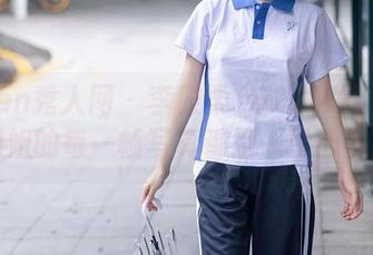 Xiuren秀人网 – 李雅柔182CM线上现身，姐姐的每一帧写真都是一段心事躁动
