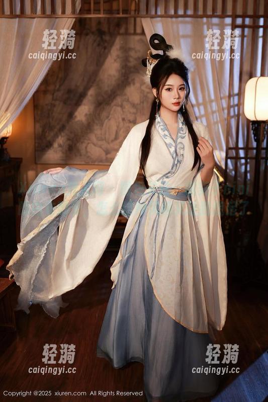 Xiuren秀人网-糯美子nini Xiuren秀人网 - 图包关注:糯美子nini的内衣时光,怎么这种风格又让我想起了