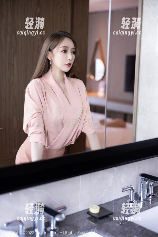 Xiuren秀人网 - 女王舒林培的私房魅力，怎么一转身就能让心跳加速？