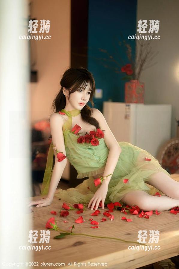 Xiuren秀人网-葛征Model Xiuren秀人网 - 夏天的葛征Model:那一系列私拍套图,真是让人眼前一亮,或许还有点亮伤