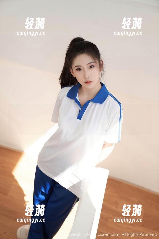 Xiuren秀人网-虞姬儿 Xiuren秀人网 - 虞姬儿职业装图库:没想到职场风也能这么撩,一定要分享!