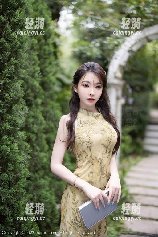 Xiuren秀人网-谢忱倬 Xiuren秀人网 - 全套牛仔裤控的福音:拥有谢忱倬的图包,你感受到了吗?