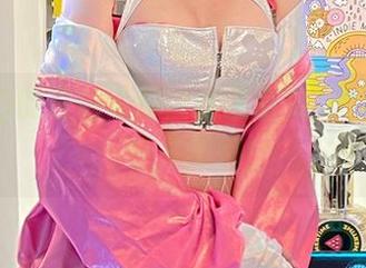 ZinieQ的白色迷踪：这里有免费的写真哦，快来围观！