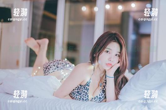 Zzyuri 礼服&Zzyuri:怎么感觉每一张图都是一种‘我也想试试’的默念?