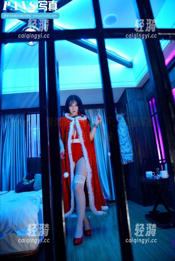 pans-淘淘 pans - 淘淘的自拍镜头下:美图闪烁,套图悄然绽放