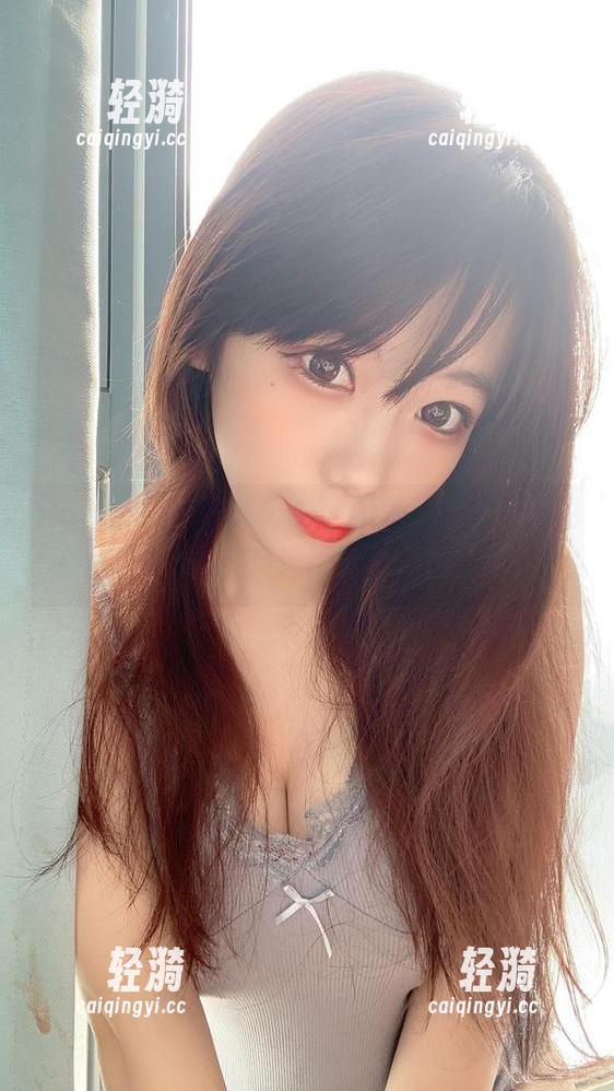 usejan蓝蓝 在usejan蓝蓝的内衣世界里:七夕学妹也来cos,精选瞬间真心醉!