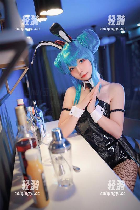 yuuhui玉汇 在yuuhui玉汇的世界里,圣女和史莱姆竟然如此搭,快来看看她的修行计划套图资源,果然不一般!