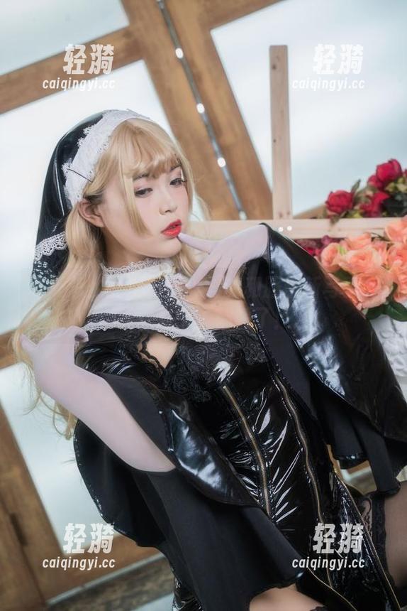 你烨烨 冬天怎么能没有你烨烨的和服最新写真?感觉整个人都暖了!