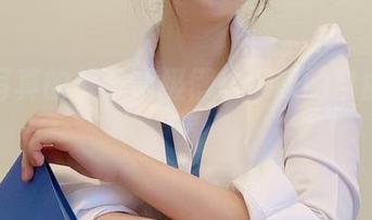 户外写真的依依超级懒：呼吸的自由真不错