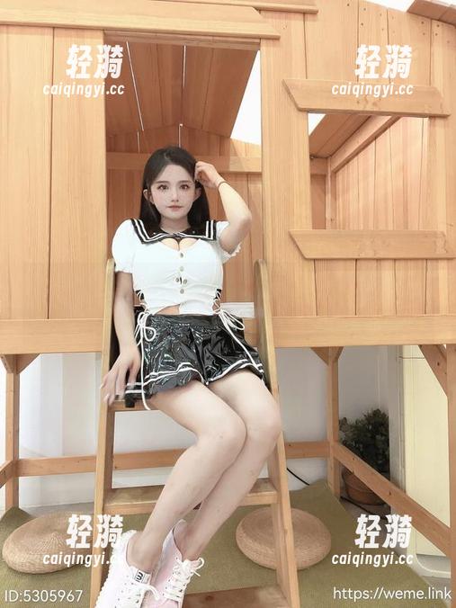 古阿扎 微密圈 - 探索古阿扎的私拍世界:短裤魅力和轻松感!