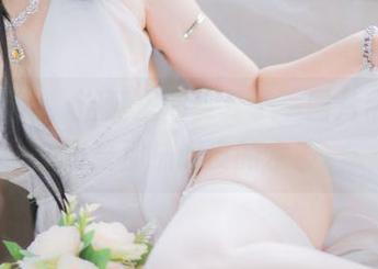 更新不止，浴缸里的夏夏子—图片带你一起感受那抹调皮的水波。