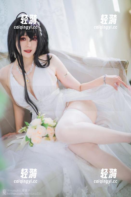 夏夏子 更新不止,浴缸里的夏夏子—图片带你一起感受那抹调皮的水波。