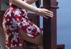 头条女神 – 张蓝欣的浴缸探险：免费写真，没想到会这么好看