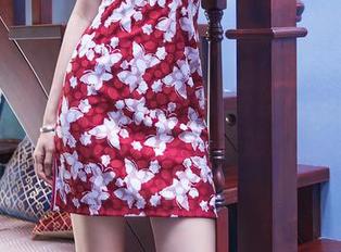 头条女神 – 一探李思彤的蕾丝作品：网盘中那些不为人知的美妙瞬间…