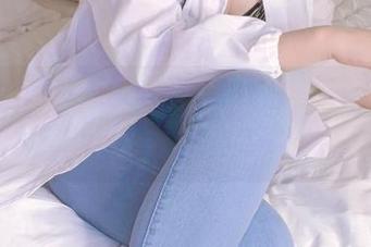 奈汐酱Nice黑白女仆美图更新，帮你解锁新的审美体验！