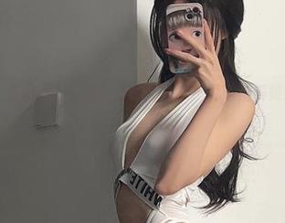 微密圈 – 夏日图包分享，女刺客居然把夏天拍得如此‘锋利’！我也想试试！