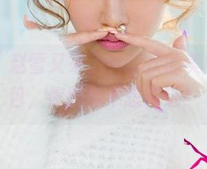 尤果网 – 赵雪又来了，这次的美脚最新图包，你绝对不想错过！