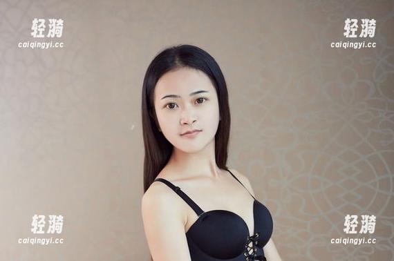 尤物馆 - 豹纹的诱惑，孟狐狸FoxYini的美图：我决定一秒钟不眨眼！