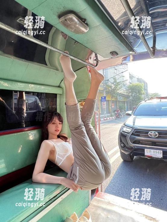 就是阿朱啊 微密圈 - 就是阿朱啊,在线且美丽:连衣裙作品透出几分浓浓的风情