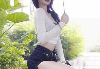 微密圈 – 徐珺大哥这全套连衣裙，简直是潮流的终极拯救者，你不点个赞？