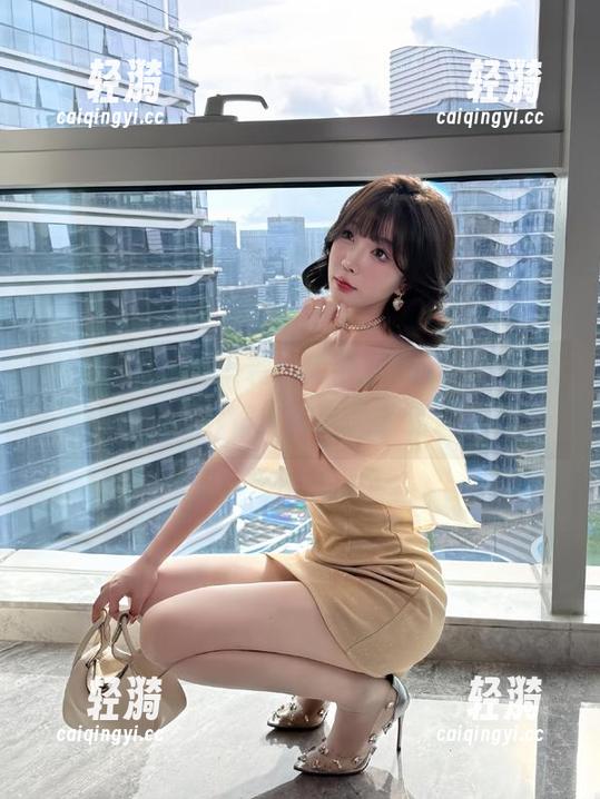 徐莉芝Booty 微密圈 - 精选来袭,徐莉芝Booty美脚套图,悄悄告诉你,脚趾尖的迷人之处。