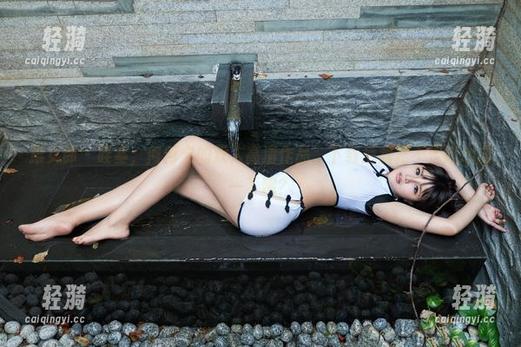推女郎-何何夕 推女郎 - 哇塞,何何夕的双人高清作品,下载后我是不是该心虚一下呢?