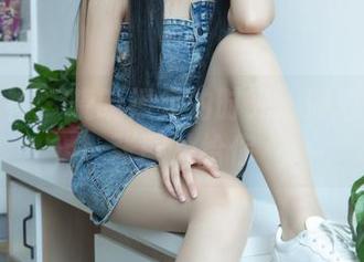 梦丝女神 – 晓晓裸足的时光：倾心分享这张图片给你