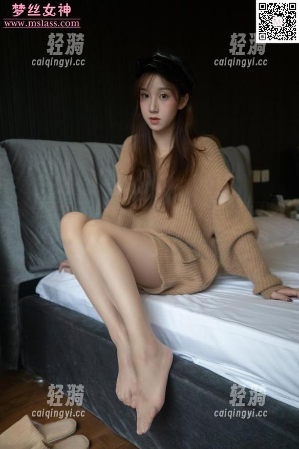 梦丝女神-莹仙女 梦丝女神 - 看!莹仙女的JK套图,无不透着一种轻盈的诱惑,下载吧!