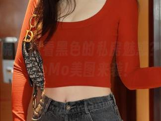 模范学院 – 想看黑色的私房魅惑？伊小七MoMo美图来袭！