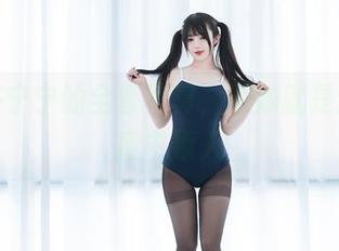 看樱井宁宁的全套写真，厨娘就是这样无意中撩人