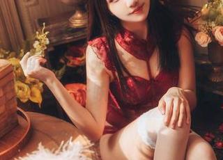 精选写真再上线，源纱希喵喵喵的狸猫绫波丽cos，一瞬间感觉真特别。