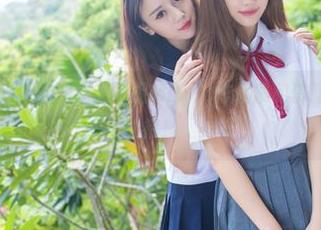 爱蜜社 – 快来！泳池里的闵妮Mily，作品集和资源让你目不暇接！
