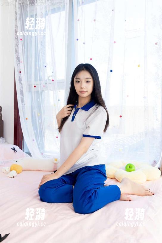 物恋传媒 - 岚岚最新图集：学妹的每个角度都是风景，太会拍了吧