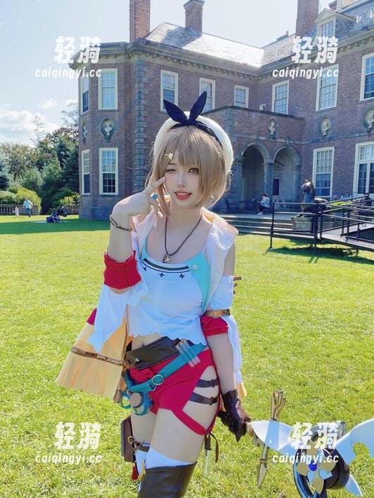 狐洛洛子 寻求‘可爱’的救赎——狐洛洛子的福利图集别错过!