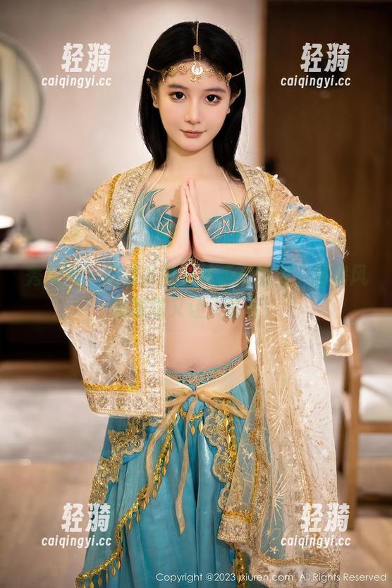 秀人网-月酱儿 秀人网 - 月酱儿的妹妹系列图包,私房风格随意又让人害羞!
